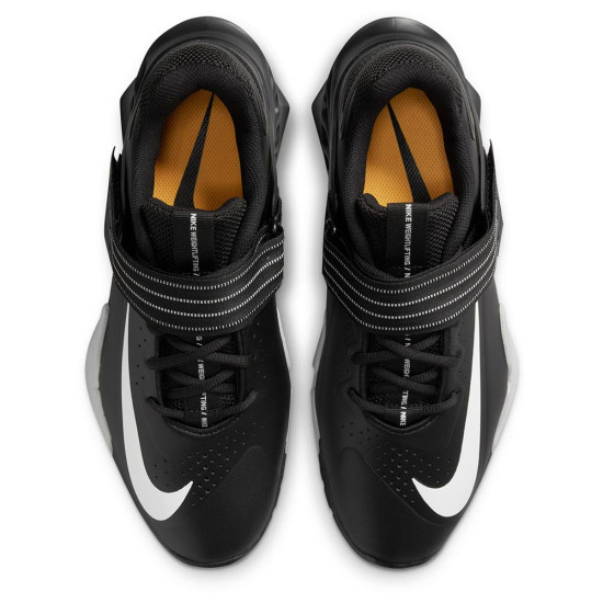 Nike Savaleos